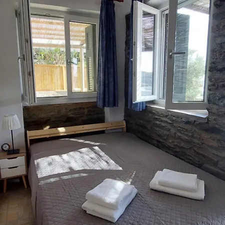 Сasa de vacaciones Cycladic House With A View *