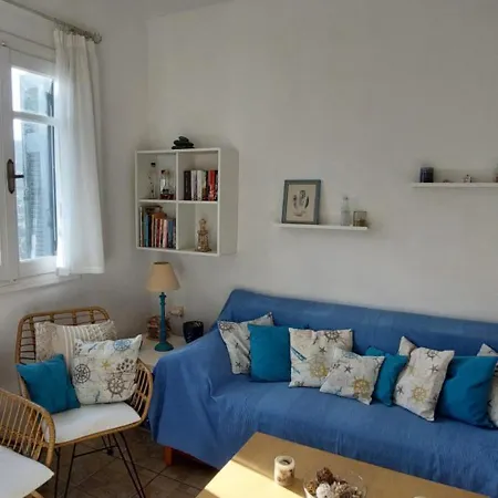 Dom wakacyjny Cycladic House With A View Batsi