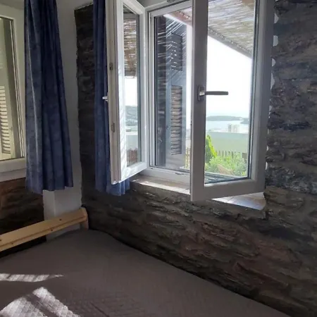 Dom wakacyjny Cycladic House With A View Batsi