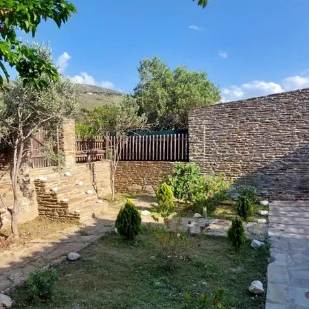 Dom wakacyjny Cycladic House With A View *