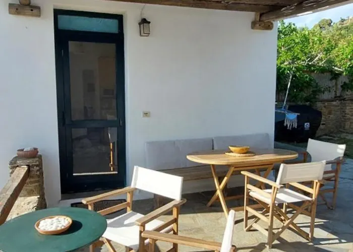 Cycladic House With A View Μπατσί